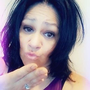 Meet your Posher, Pamela